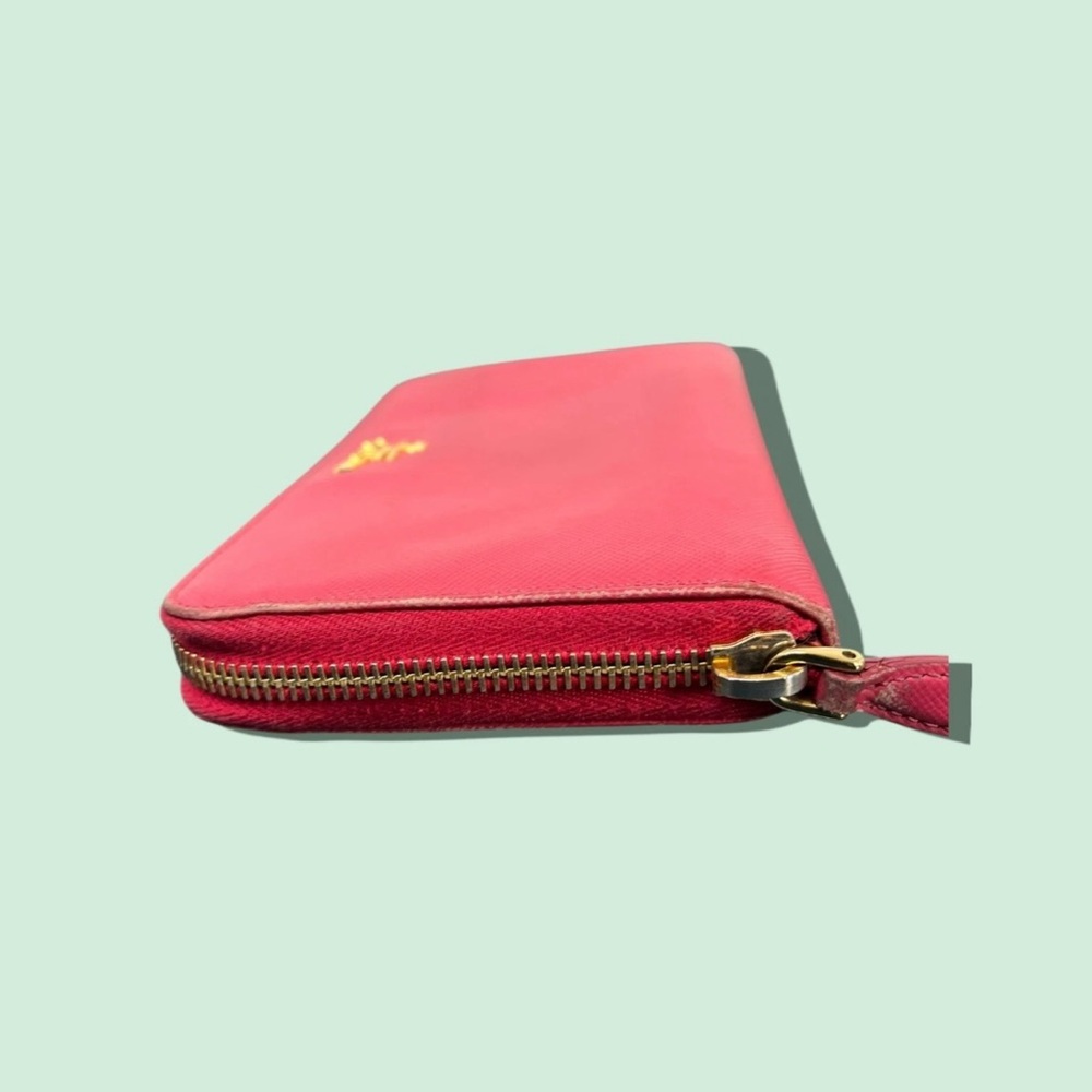 Prada Peonia Pink Saffiano Zippy Wallet – Bold & Chic – Gold Hardware – COA - Picture 3 of 7